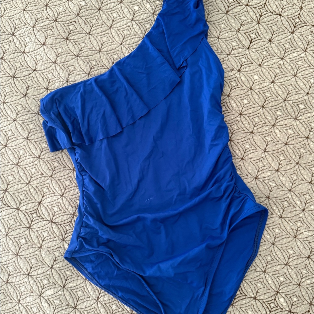 La Blanca Black One-Shoulder Swimsuit